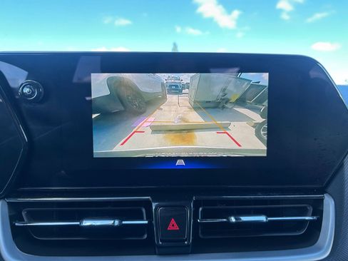 Used 2025 Chevrolet TrailBlazer LT image 16