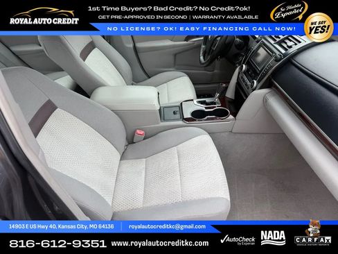 Used 2012 Toyota Camry XLE FWD image 8