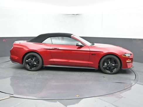Used 2022 Ford Mustang GT Premium w/ Black Accent Package RWD image 4