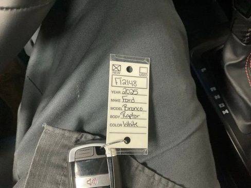 New 2025 Ford Bronco Raptor image 17