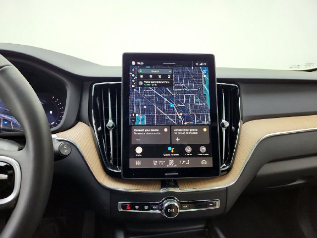 New 2026 Volvo XC60 B5 Plus w/ Climate Package AWD/4WD image 27