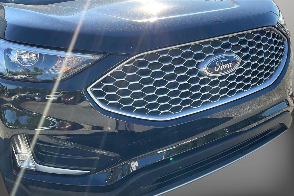 Used 2024 Ford Edge SEL w/ Convenience Package AWD/4WD image 32