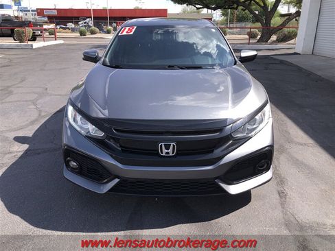 Used 2018 Honda Civic EX-L image 3