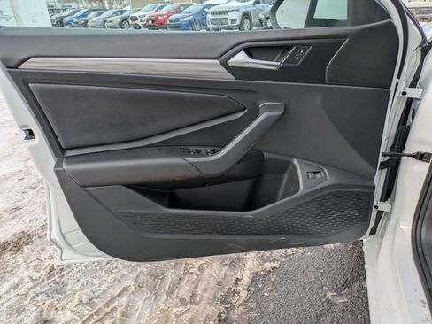 Used 2019 Volkswagen Jetta SEL image 6