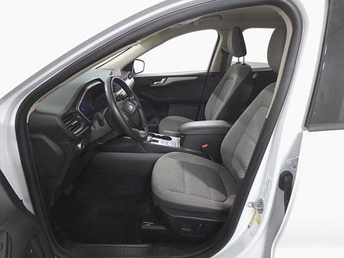 Certified 2020 Ford Escape SE Sport image 9