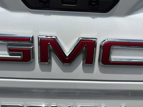 Used 2019 GMC Sierra 1500 Denali w/ Denali Ultimate Package AWD/4WD image 30