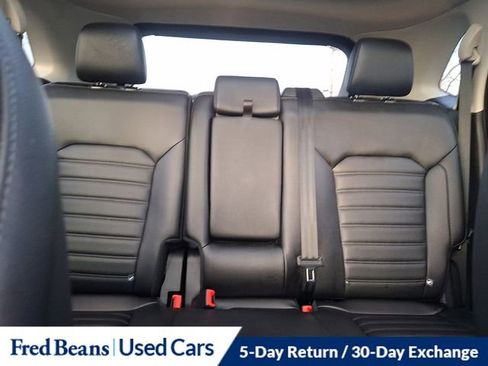 Certified 2024 Ford Edge SEL w/ Convenience Package image 19