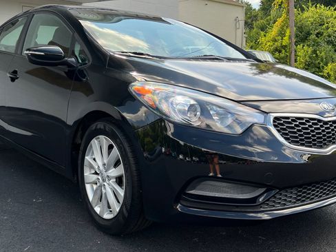 Used 2015 Kia Forte LX w/ Popular Package FWD image 4