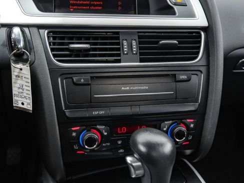 Used 2010 Audi A5 2.0T Premium Plus w/ Premium Plus Pkg image 24