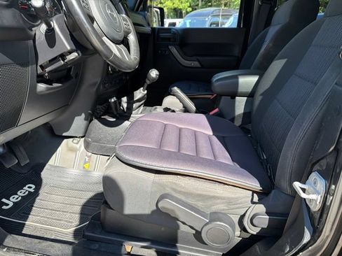 Used 2012 Jeep Wrangler Sport AWD/4WD image 30