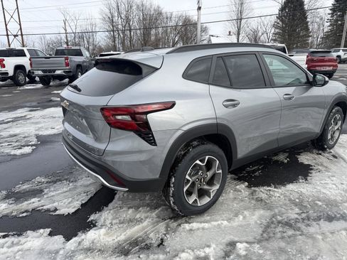 New 2026 Chevrolet Trax LT w/ Driver Confidence Package image 7