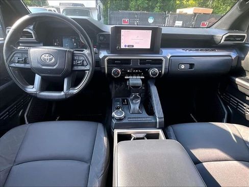 Used 2026 Toyota Tacoma SR5 AWD/4WD image 16