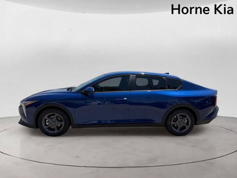 New 2026 Kia K4 FWD image 6