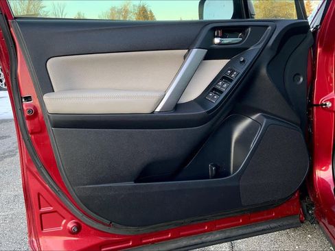 Used 2017 Subaru Forester 2.5i Limited image 21