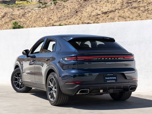 New 2026 Porsche Cayenne E-Hybrid Coupe image 3