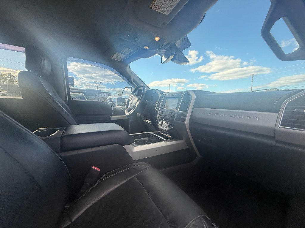 Used 2018 Ford F250 Lariat w/ Lariat Ultimate Package AWD/4WD image 23