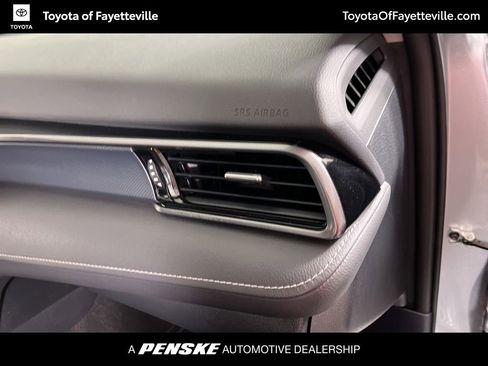 Used 2024 Toyota Camry SE image 15