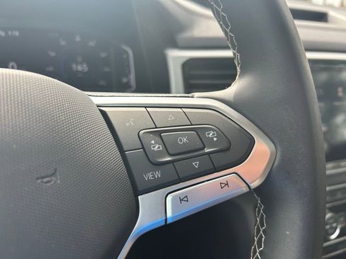 Used 2023 Volkswagen Atlas SE w/ Panoramic Sunroof Package image 22