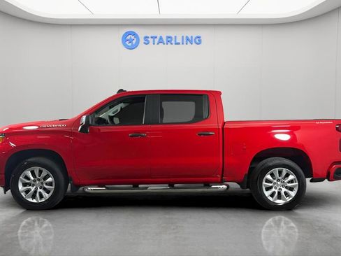 Used 2025 Chevrolet Silverado 1500 Custom RWD image 3