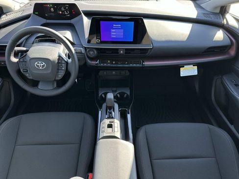New 2026 Toyota Prius Plug-In Hybrid FWD image 12