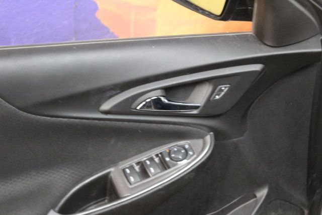 Used 2023 Chevrolet Malibu LT w/ LPO, Floor Liner Package FWD image 11