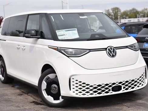 New 2025 Volkswagen ID. Buzz Pro S image 2