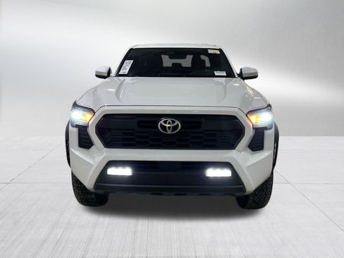Used 2025 Toyota Tacoma TRD Off-Road image 6