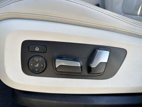 Used 2020 BMW X5 sDrive40i w/ Premium Package image 16