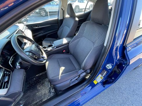 Used 2025 Toyota Camry LE image 36