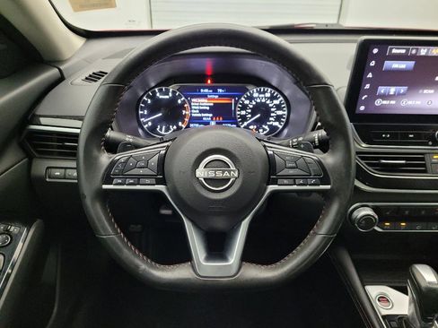 Used 2023 Nissan Altima 2.5 SR w/ SR Premium Package FWD image 22