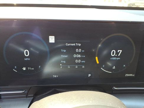 Used 2024 Hyundai Kona Limited AWD/4WD image 20