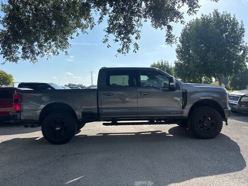 Used 2024 Ford F350 XLT w/ XLT Premium Package AWD/4WD image 4