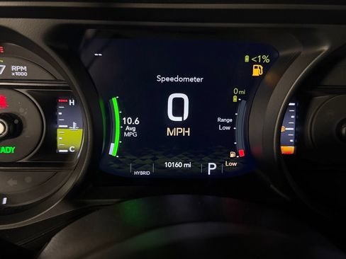 Used 2024 Jeep Wrangler Unlimited Rubicon 4xe w/ Technology Group AWD/4WD image 16