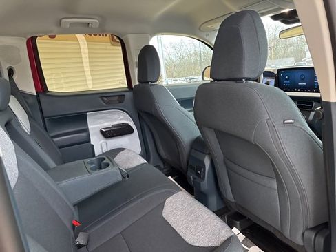 Used 2025 Ford Maverick XLT w/ XLT Luxury Package image 30