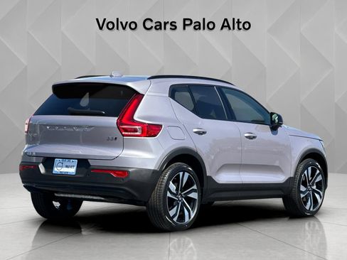 New 2026 Volvo XC40 B5 Ultra w/ Climate Package AWD/4WD image 2