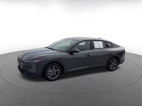 Used 2025 Kia K4 FWD image 8