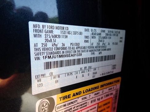 Used 2025 Ford Expedition Platinum AWD/4WD image 24