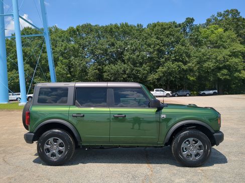 Certified 2024 Ford Bronco Big Bend AWD/4WD image 2