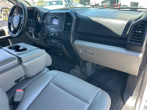 Used 2018 Ford F150 XL w/ Equipment Group 101A Mid RWD image 4