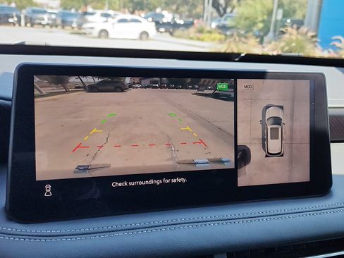 Used 2023 INFINITI QX60 Sensory w/ Vision Package FWD image 17