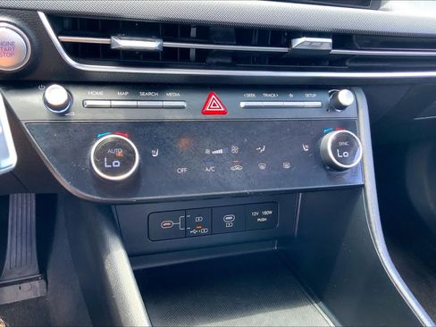 Used 2025 Hyundai Sonata SEL FWD image 31