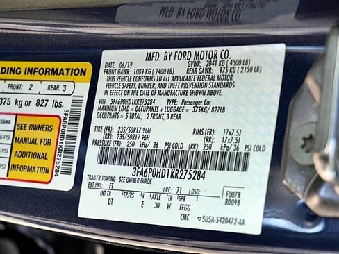 Used 2019 Ford Fusion SE FWD image 46