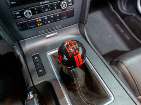 Used 2011 Ford Mustang Shelby GT500 w/ SVT Performance Pkg image 20