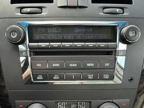 Used 2008 Cadillac DTS FWD image 61