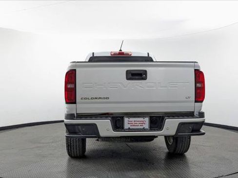 Used 2022 Chevrolet Colorado LT w/ Fleet Safety Package RWD image 7
