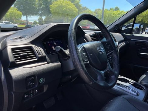 Certified 2023 Honda Passport EX-L image 28