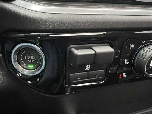 Certified 2025 Chevrolet Silverado 2500 LTZ w/ LTZ Plus Package image 25