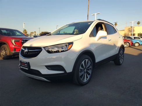 Used 2022 Buick Encore Preferred w/ Safety Package image 2