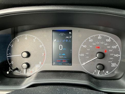 Certified 2025 Toyota Corolla LE image 25