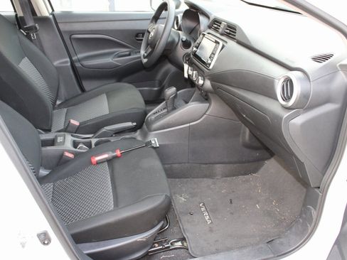 Used 2024 Nissan Versa S w/ Trunk Package image 15